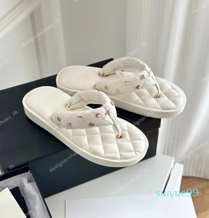 

Designer Slipper Women Slides Calfskin Platform Flip Flops Beach Outdoor Leather Flip Flop Flat Sandals Summer Slip On Chain Slides