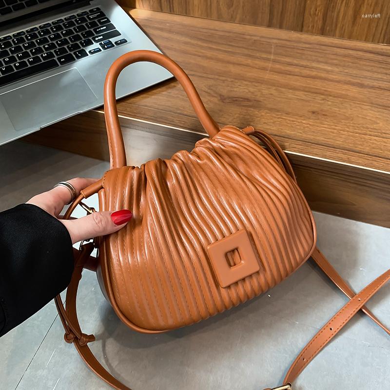

Evening Bags Niche Design Pleated Bag 2023 Autumn/winter Women's Messenger Handbag Bucket, Beige