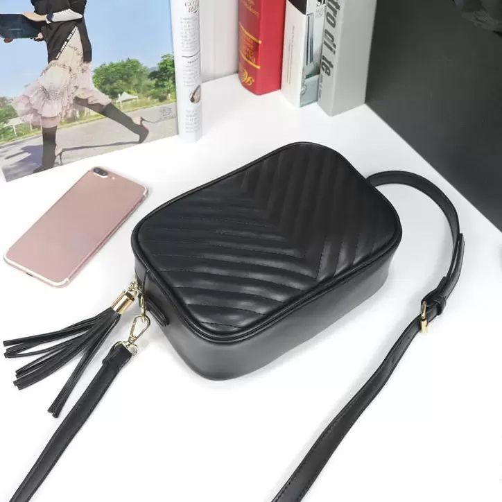 

Handbag Women Luxurys Designers Bags 6-color Casual travel tassel small square bag PU material fashion shoulder bag's wallet 1911 23cm