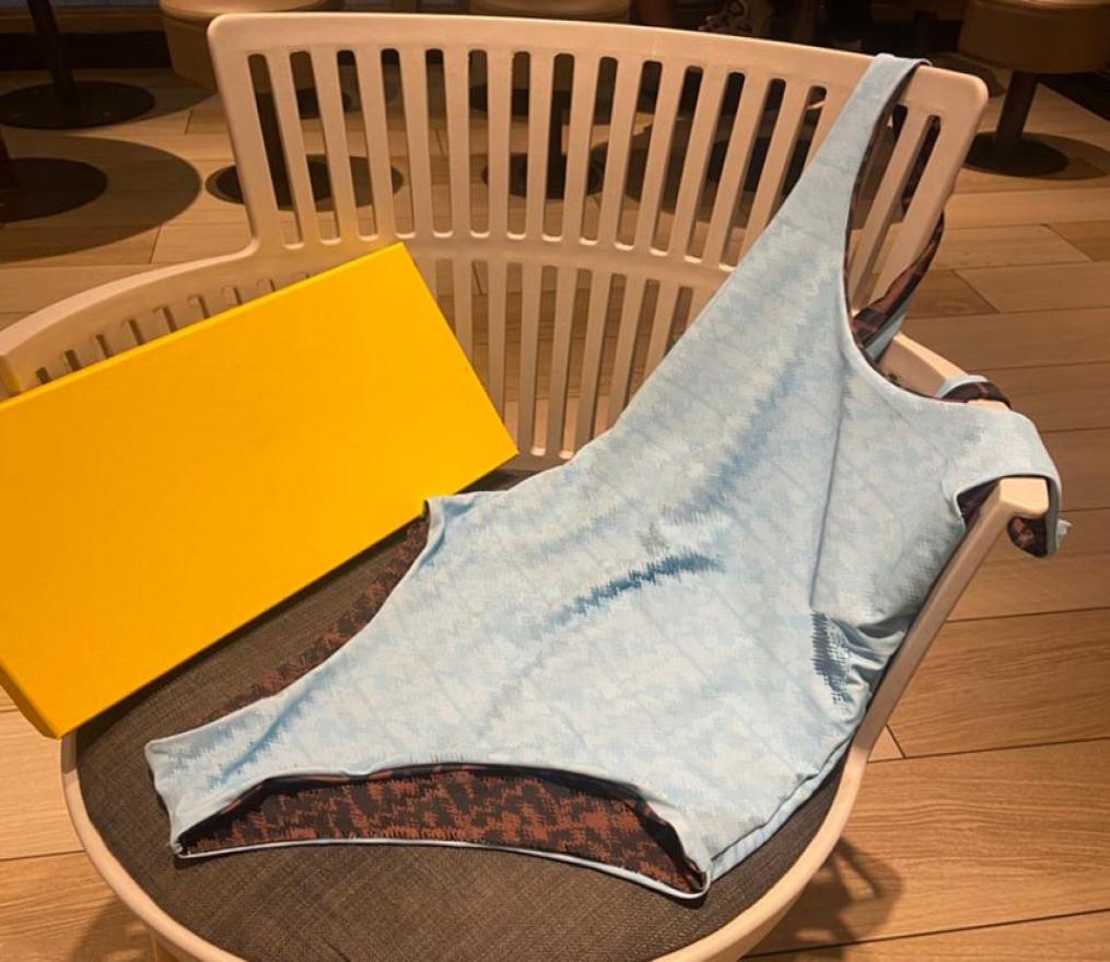 

Summer OnePiece Swimsuit Women Lycra Doublefaced Reversible Bikini Designer Canvas Letters jacquards Swimwear Top Quality with b5138599, Multi