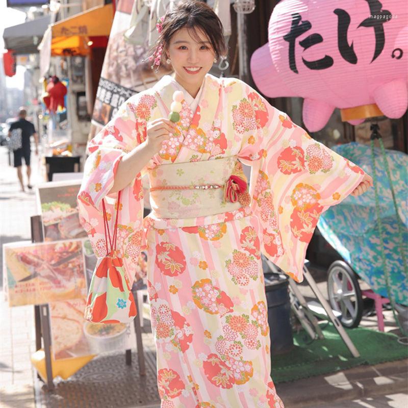 

Ethnic Clothing 2023 Japanese Vintage Style Women's Dress Traditional Kimono Pink Yukata Bathrobe Cosplay Pography A306