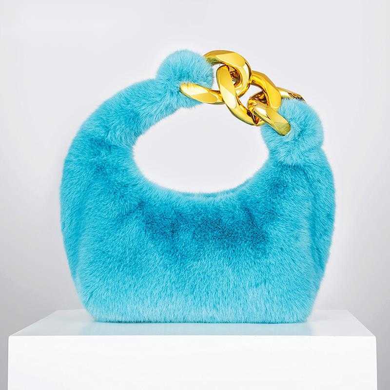 

Shoulder Bags Fashion Big Chain Faux Fur Handbags for Women 2023 Korean Winter Elegant Luxury Designer Purse Ladies Boutique Plush Hobo 230426, Blue