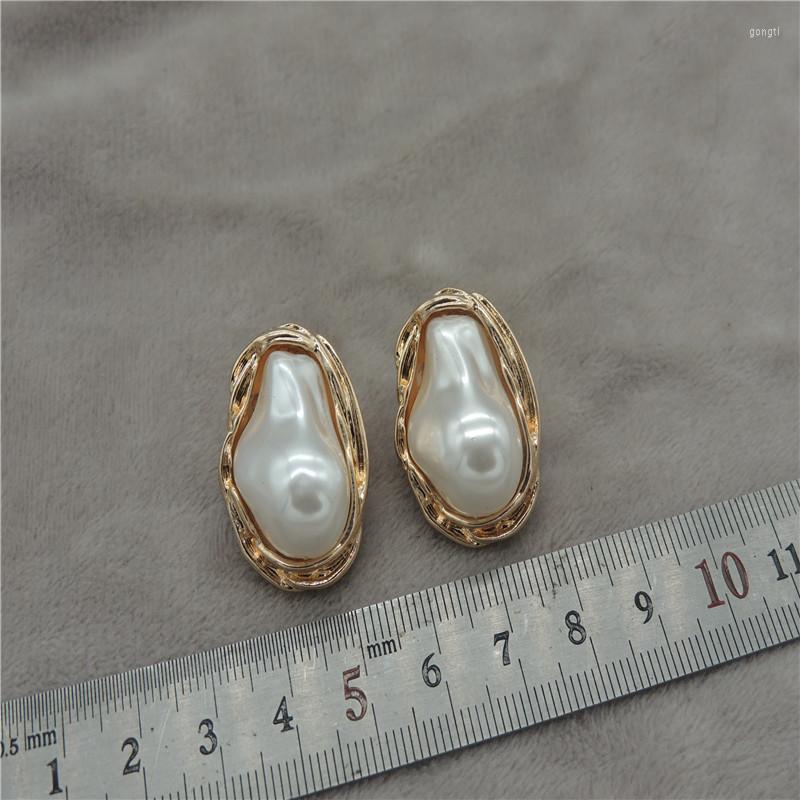 

Stud Earrings Brinco Jewelry Manufacturers Selling Fashionable Joker Street Snap Alloy Heterosexual Women Japan And South Pearl Earring H13