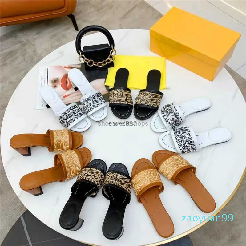 

Luxurys Designers Slippers Summer Oudoor Leather Slides Rubber Sole Women Sandals Lady Flat Flip Flops Platform Shoes With Box
