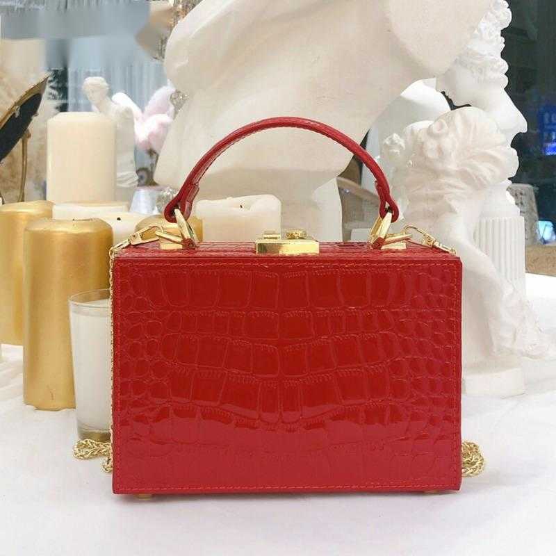 

Evening Bags 2023 New Fashion Box Handbag for Womens Large Capacity Solid Color Portable Shoulder Messenger Trend Bag Female 230427, Black