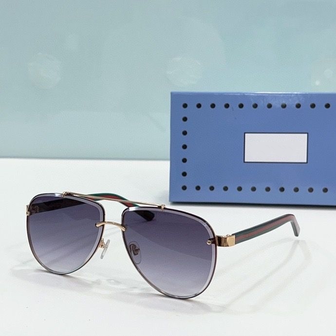 

2023 women men high quality fashion sunglasses black red strips plank frame purple Gradient Color oval glasses available with box