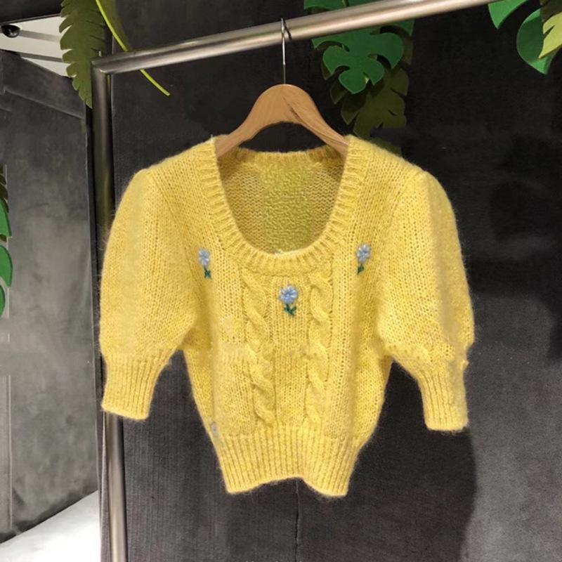 

Women' Sweaters Early Autumn Sweet Floral Embroidert Knitted Pullovers O-neck Puff Short Sleeve Women Solid All-match Slim JumpersWomen, Yellow