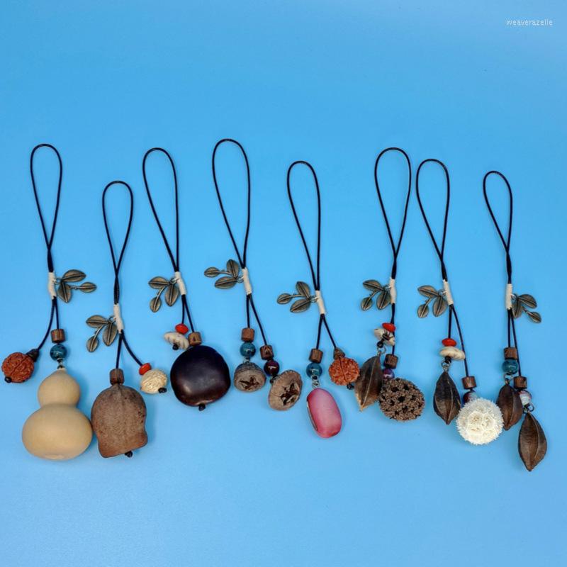 

Keychains Bohemia Dried Flower Plant Bodhi Pendant Keychain For Women Men Vintage Ethnic Geometric Key Chains Car Bag Accessories Ring