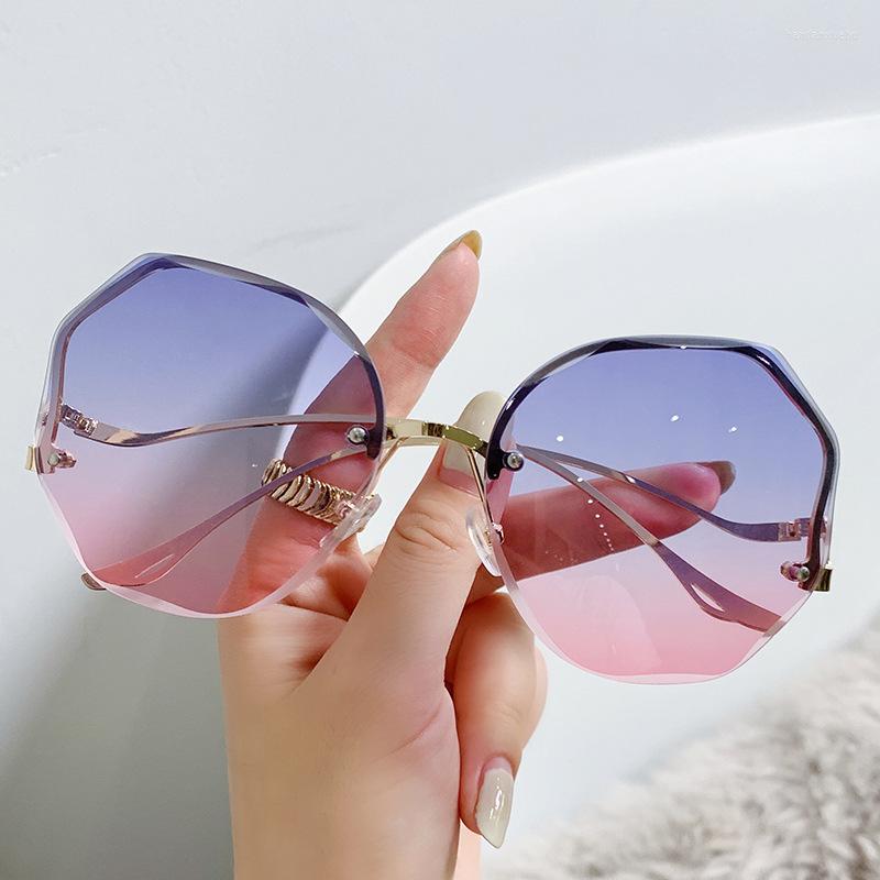 

Sunglasses 2023 Round Gradient Women Luxury Metal Curved Temples Ladies Eyewear Ocean Rimless Fashion UV400 Eye Sun Glasses