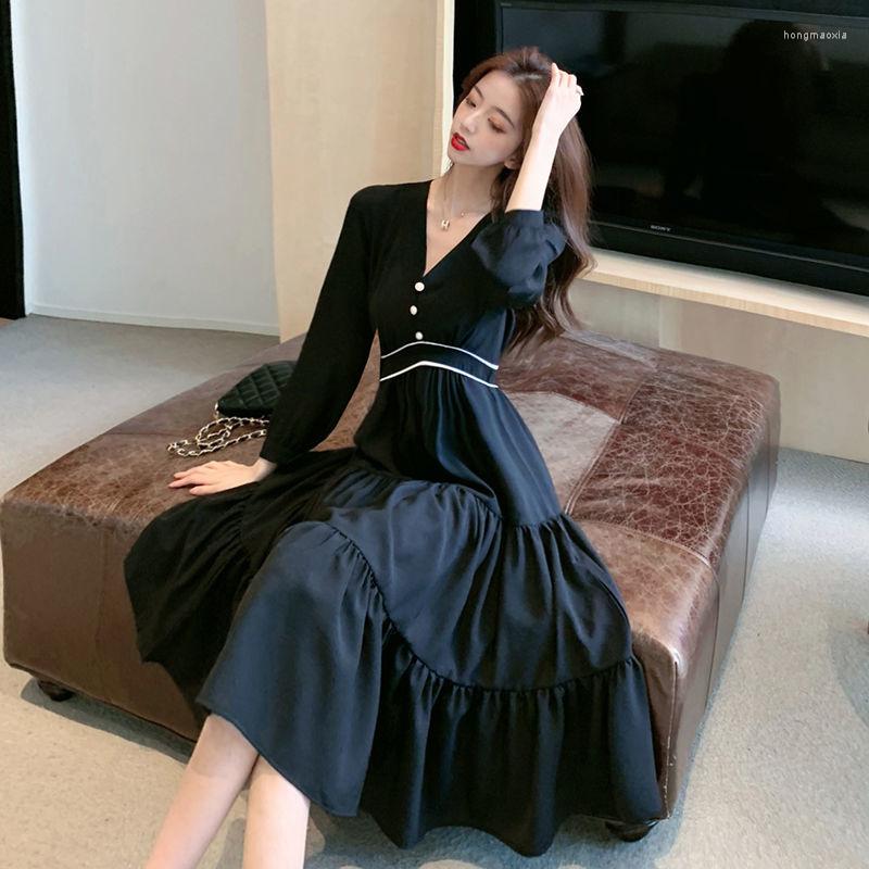 

Casual Dresses French High Waist Black Elegance V-neck Long Sleeve Vintage Temperament Ruched Hepburn Women A-line Dress