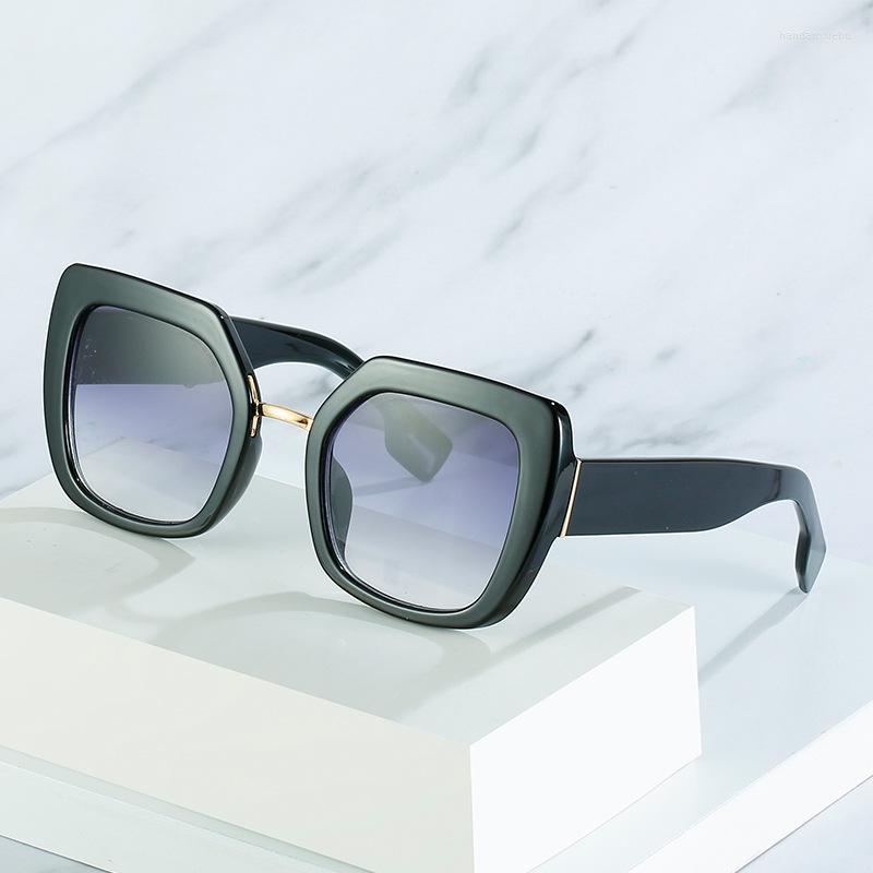 

Sunglasses All-match Face-lift Fashion Women Personality Box Men UV400 Travel Drive Glasses
