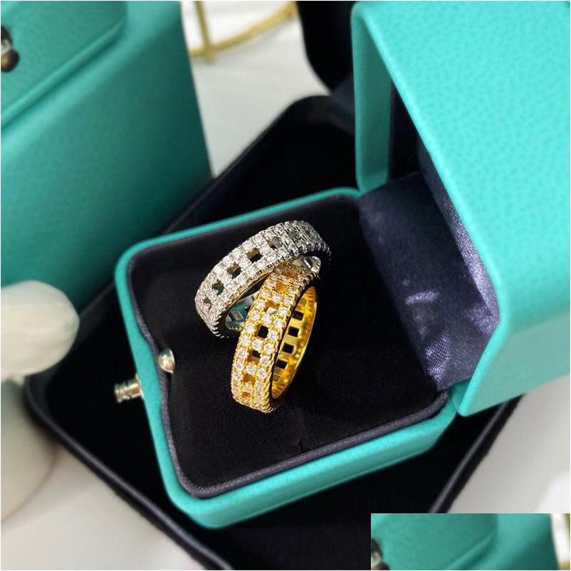 

Band Rings Luxurys Designers Fashions Tgrid Diamond Ring Classic Hollowed Out Essential Gift For Men Women Gold And Sier 2 Colors Go Dhh1B