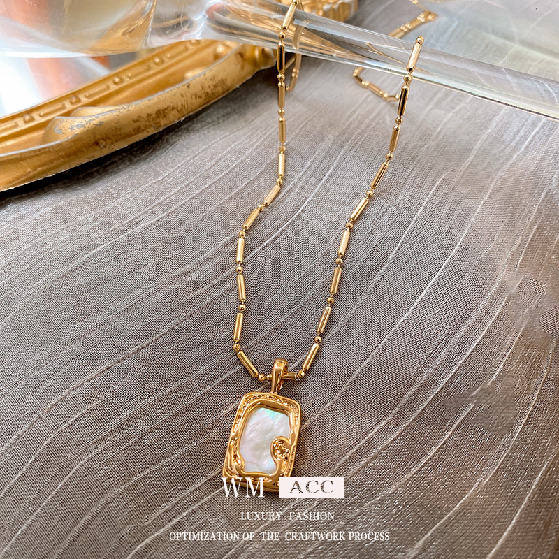 

women pendants necklace plated 14k gold copper acrylic geometric fashion ladies necklace choker torque elegant accessories giftbox