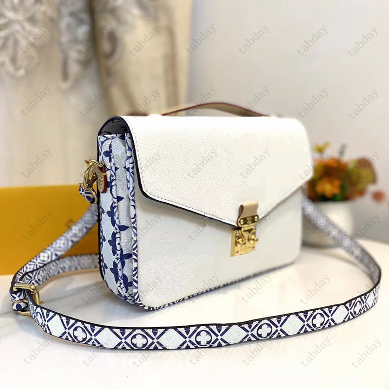 

messenger bag women shoulder bag fashionable handbag canvas material with cowhide trim shiny metal accessories multiple practical pocket compartments 02, Gradient white