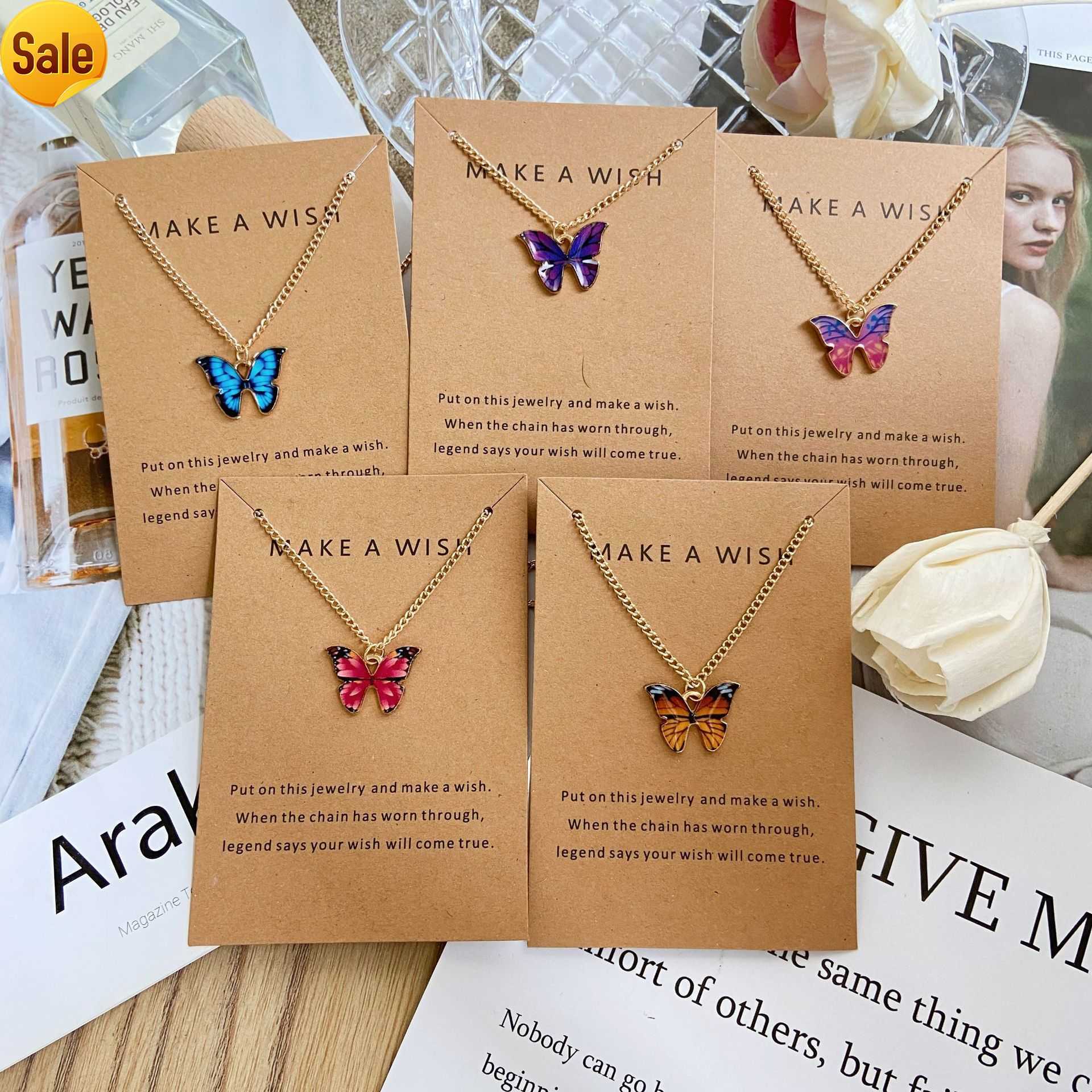 

2023 New Fashion Butterfly Necklace for Women Korean Vintage Colorful Pendant Gold Color Chain Necklace Jewelry Cardboard Gift