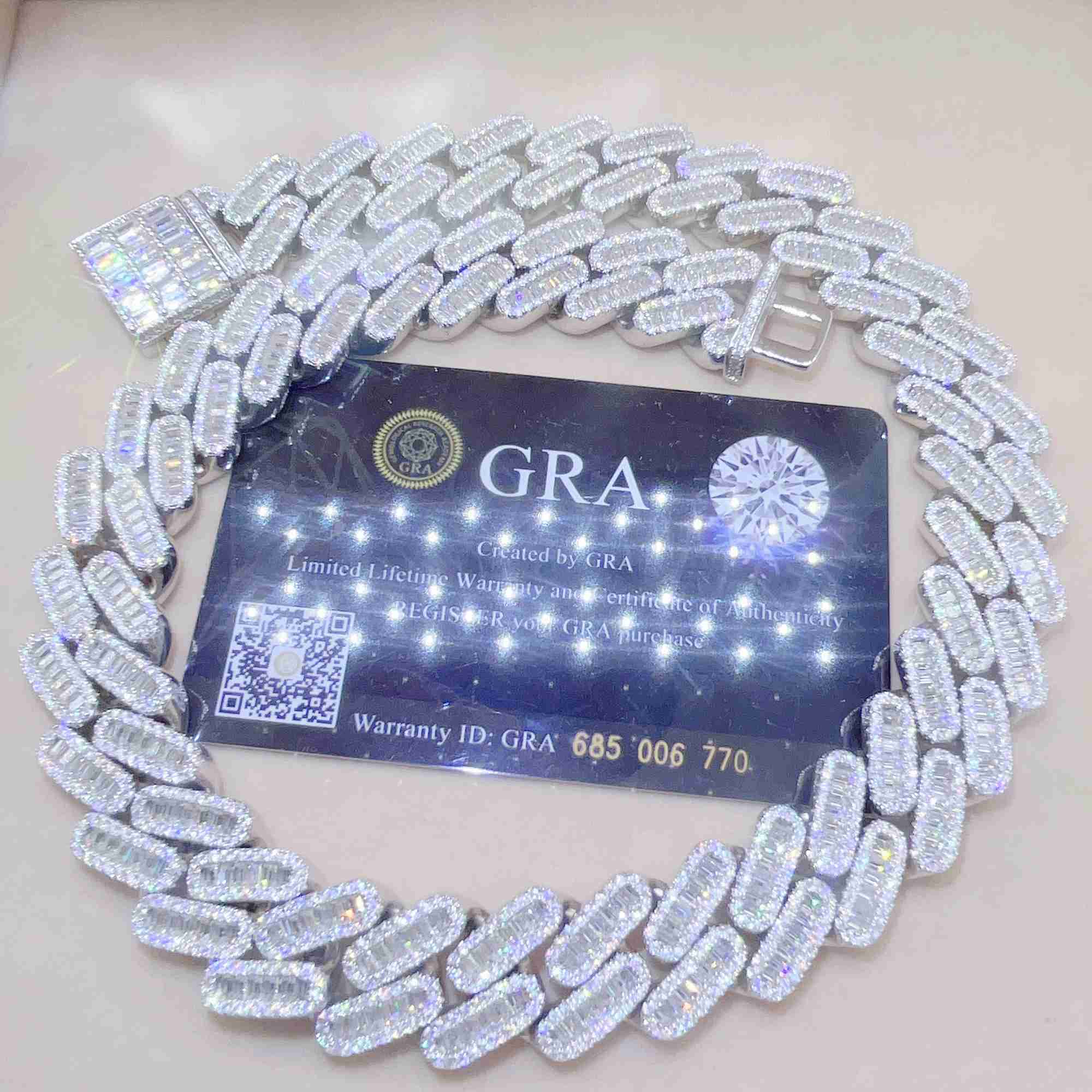 

Fashion Jewelry Iced Out Sterling Silver Necklace Chains Vvs Moissanite Cuban Link Chain