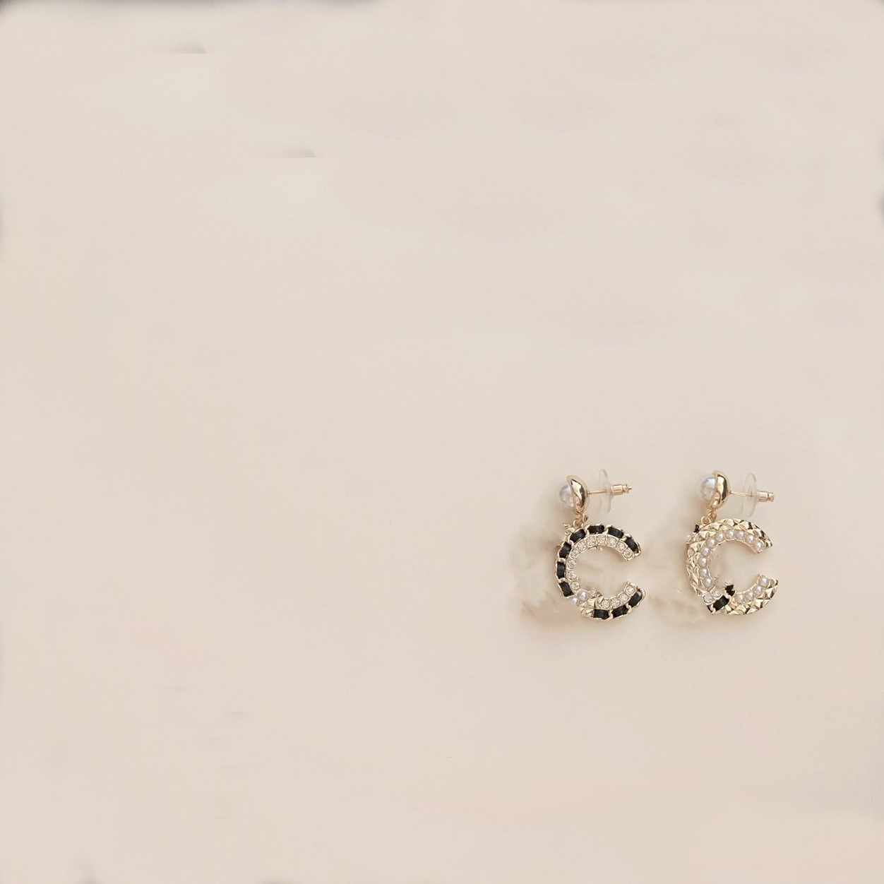

Fashion dangle stud earrings top quality woman Luxury channel designer earring multi colors double letter ccity jewelry women Wedding Gifts zx6