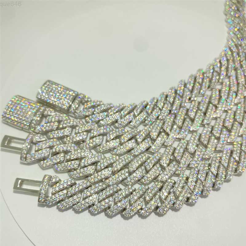 

Jewelry Expert Pass Diamond Tester 14mm Wide 2rows 925 Solid Silver with Vvs Moissanite Diamond Cuban Moissanite Chain