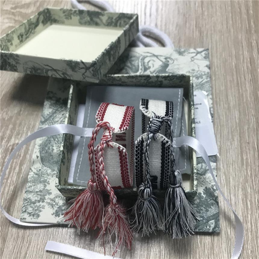 

Whole fabric bracelet box Women D Cotton Jewelry Letter Signature Handmade Embroidery BraceletBangle Tassel Lace-up Bracelet w274c