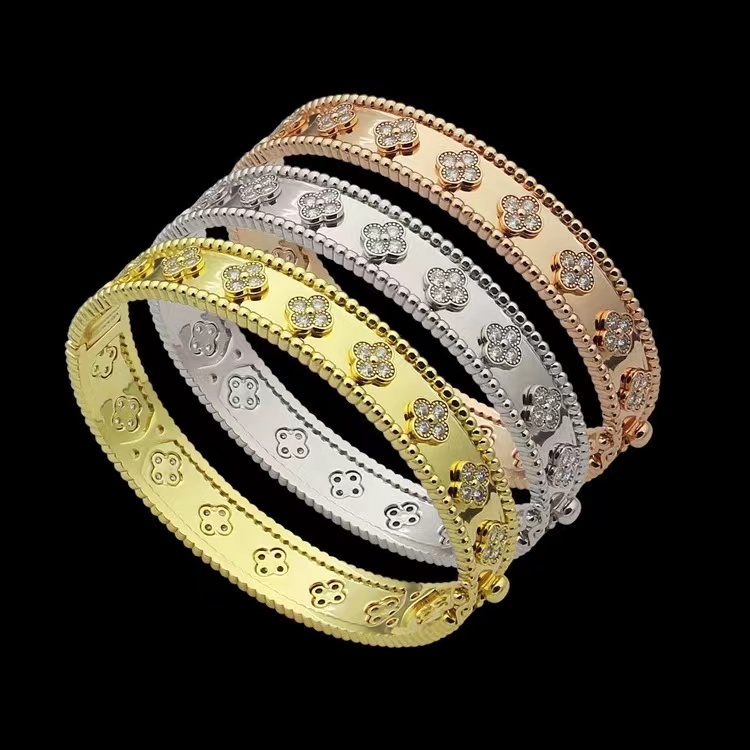 

Brand Luxury Cuff Designer Bracelet for Women New Fashion Crystal Diamond Bracelet High Quality 18k Gold Bracelet
