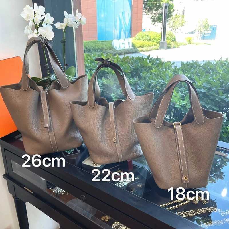 

Authentic Totes Picotin Women's Luxury Bags 2023 Spring/summer New Zimu Vegetable Basket Bag with Lychee Pattern Togo Handbag Top Layer Cowhide Bucket Bag for Women, Chicken yellow 18cm