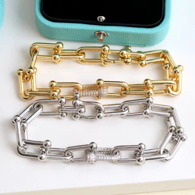 

Luxurys link Tiff designer bracelet women charm bracelets love trendy fashion Shiny and eye-catching fine jewelry elegant temperament versatile top-level