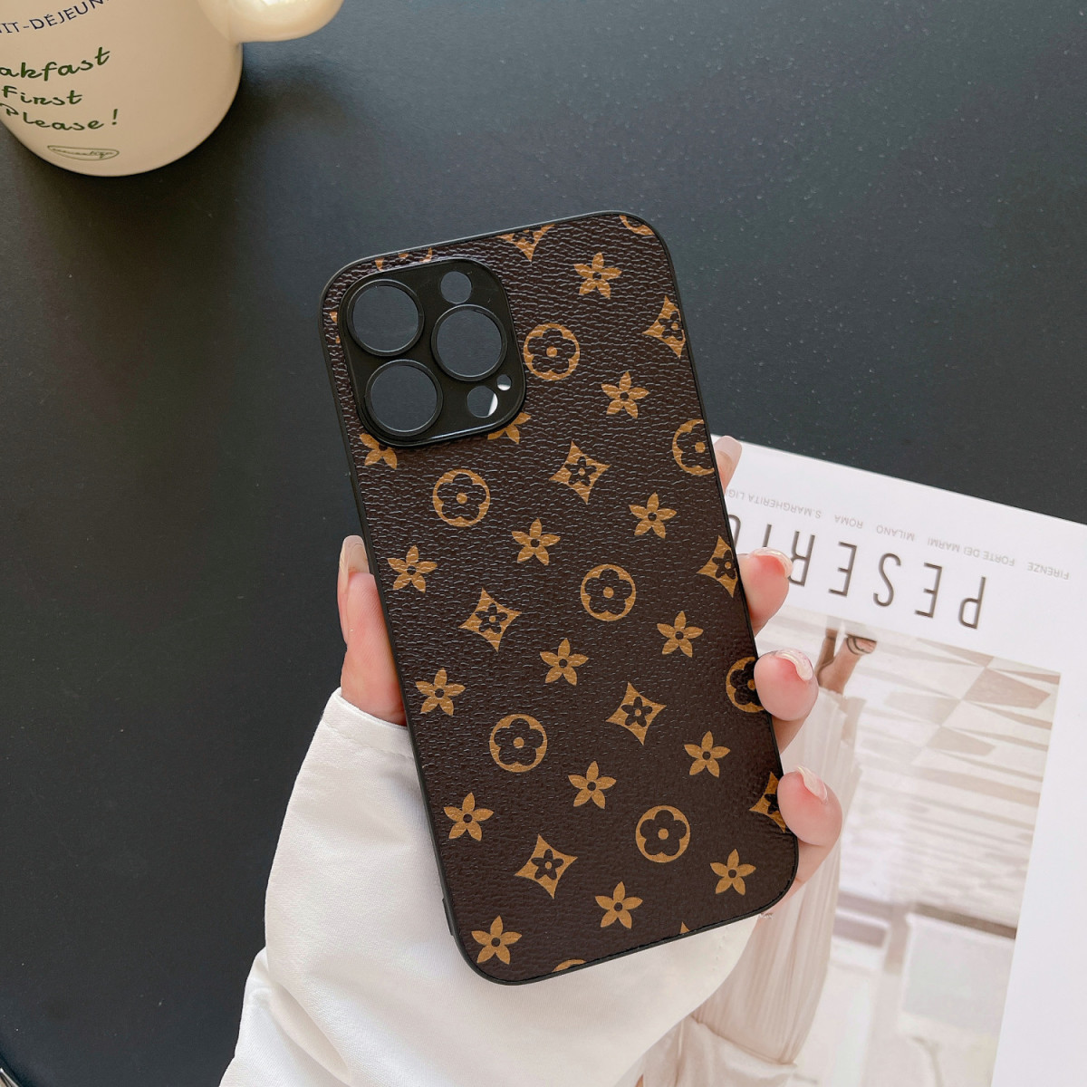 

Flowers Luxurys Designer Iphone Case Classic Letter Fashion Brand Shockproof Phones Cases High Quality For IPhone 12 13 Pro Max 7 8 Plus, Big logo