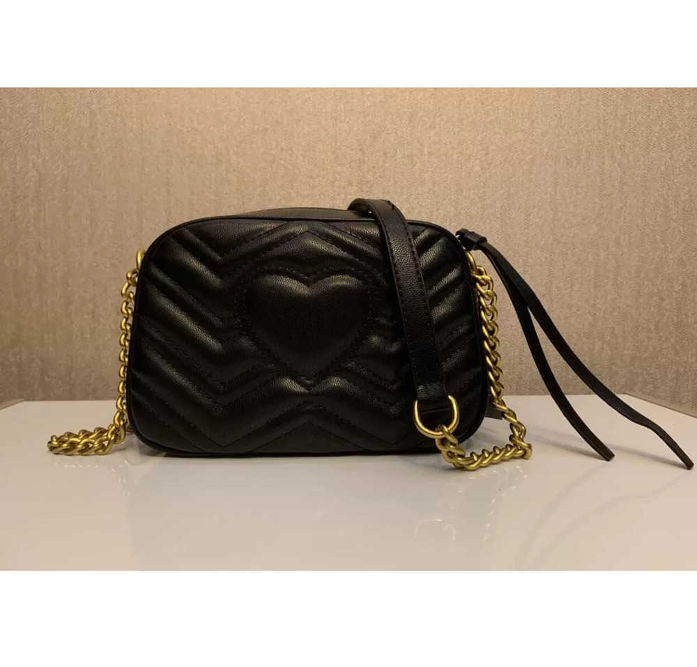 

luxurys Women Chain Crossbody Bags Designers heart V Wave Pattern Shoulder Bags desiigner Messenger Bags Pruse Chain Tote, Red