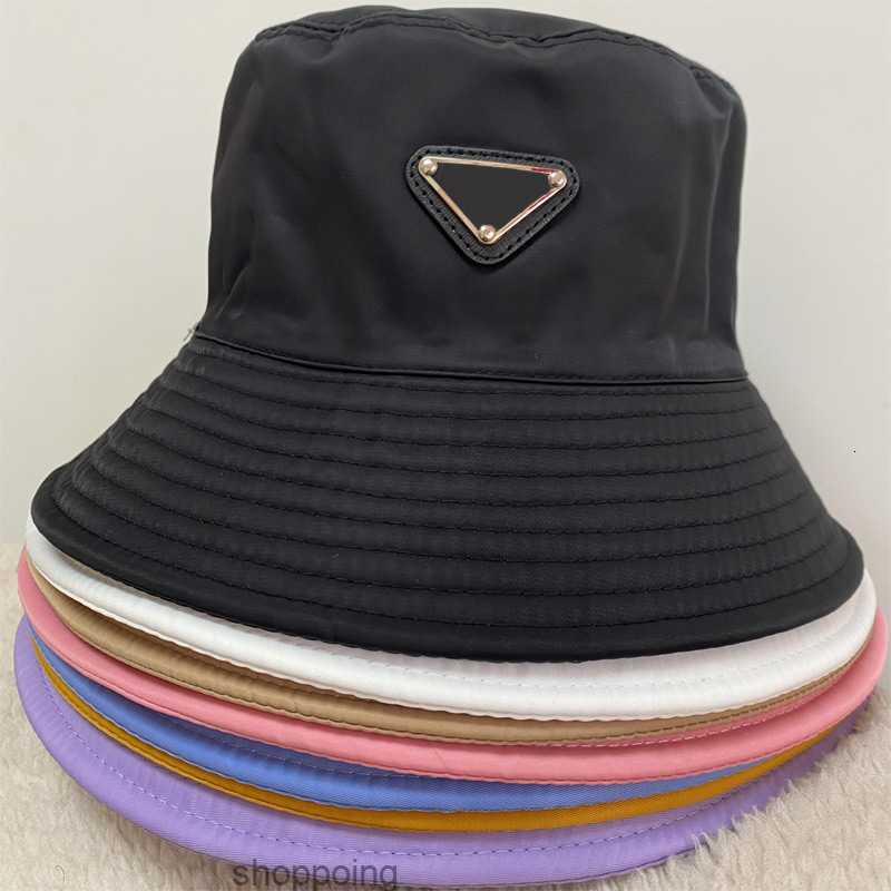 

Designers Caps Hats Mens Bonnet Beanie Bucket Hat Womens Baseball Cap Snapbacks Beanies Fedora Fitted Woman Luxurys Design Chapeauxeho5, Black