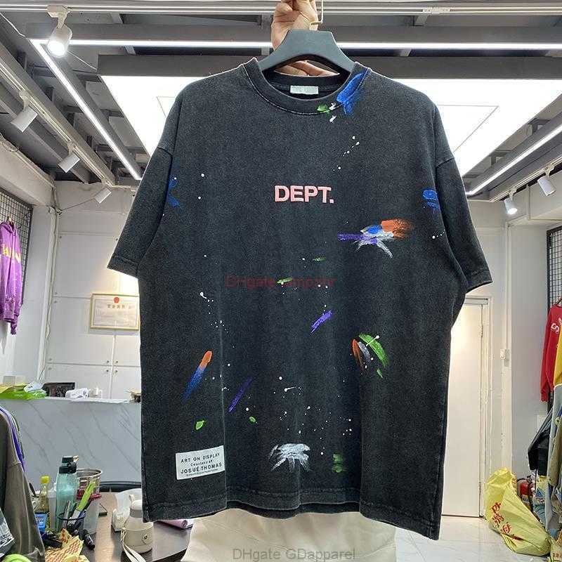 

Designer Fashion Clothing Tees Tshirt Galleryes Depts Foaming Letter Color Splash Wash Old Loose Summer Casual Short Sleeve Tshirt Luxury Casual Tops Streetwear Ro, Black is an old color