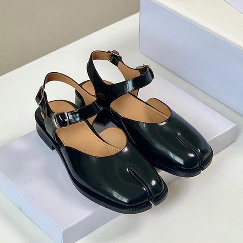

Sandals 2023 Fashion Design Female Flat Shoes Elegant Split Toe Women Tabi Casual Mary Jane, Black