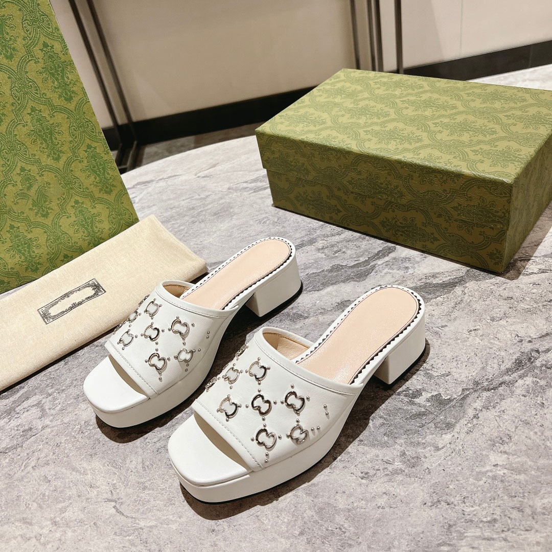 

Logo embellished leather platform mules leather Heels slip-on Round open toe for women Luxury Designers shoes factory footwear, Black