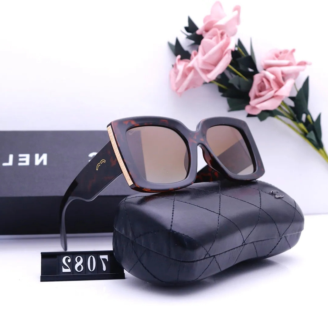 

Designer Sunglasses for Women Classic Eyeglasses Goggle Outdoor Beach Sun Glasses For Man Mix Color Optional Hot stamping with box