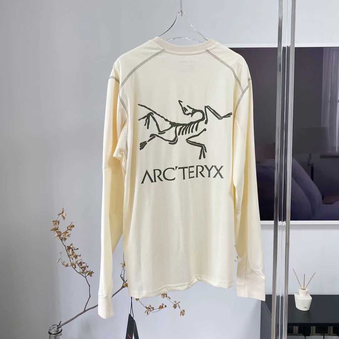 

Designer Fashion Clothing ARC TERYXES Tees Tshirt First line brand leak detection Xiaozhongniao long sleeve tshirt mens womens autumn sweater sports shirt outdoor, Creamy-white