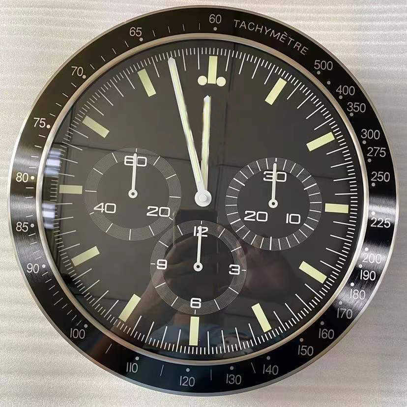 

Wall Clocks O m e g a Luxury Wall Clock Large Modern Design Metal Watch Shape Clocks Silent Calender Quartz Needle Wall Clock with Date nice G230321 cool