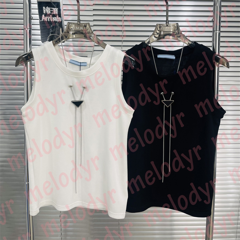 

Women Designer Tank with Chain Summer Knitted Vest Outdoor Sleeveless Tight Sport Vest Top, White