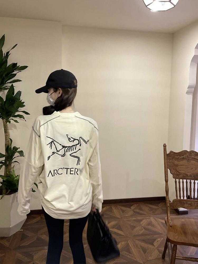 

Designer Fashion Clothing ARC TERYXES Tees Tshirt Early Autumn Premium Casual Sports Top Large Size Loose Slim Long Sleeve Tshirt Womens Fashion Brand Medium long in, Black