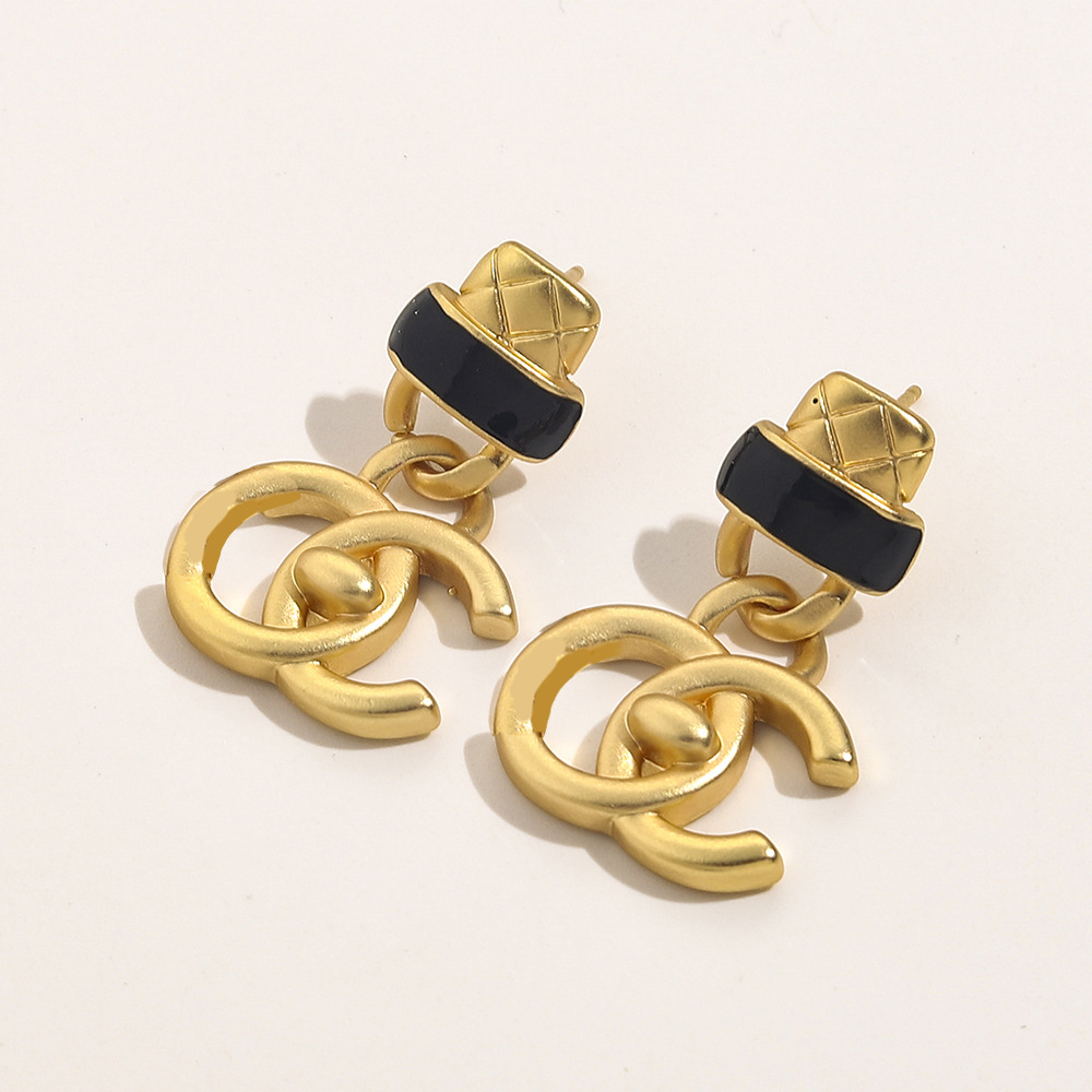 

18K Gold Plated Luxury Designers Letter Earring Stud Famous Women Earring Wedding Party Jewerlry Top Quality 20style