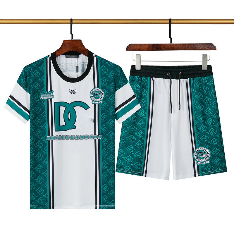 

mens tracksuits t shirt sets luxury designers mens womens tshirts tracksuit jogger sportswear summer sweatershirts sweatpants streetwear pullover sports suit M2