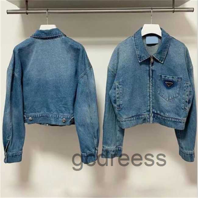 

Women' jackets, denim jackets, designer branded women' slim fitting women' clothing, street clothing, fashion, casual short jackets, sexy short jackets