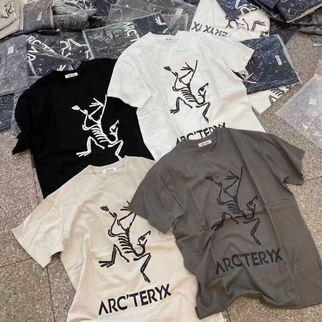 

Designer Fashion Clothing ARC TERYXES Tees Tshirt 2023 New Fashion Brand Archaeopteryx Printed Pure Cotton Short Sleeve Loose Size Couple Friendly Bottom Shirt ins, Black