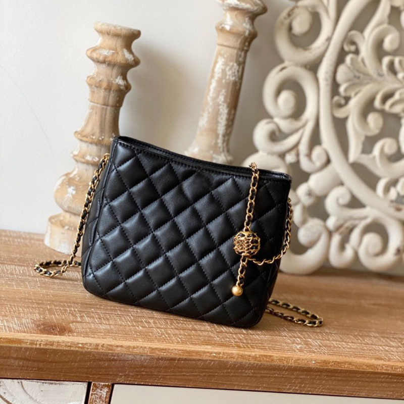 

AAAAA Designer Bag woman bag Classic Clamshell Chain Shoulder Bag Women's Crossbody Bag Backpack Leather Fashion bag C0111