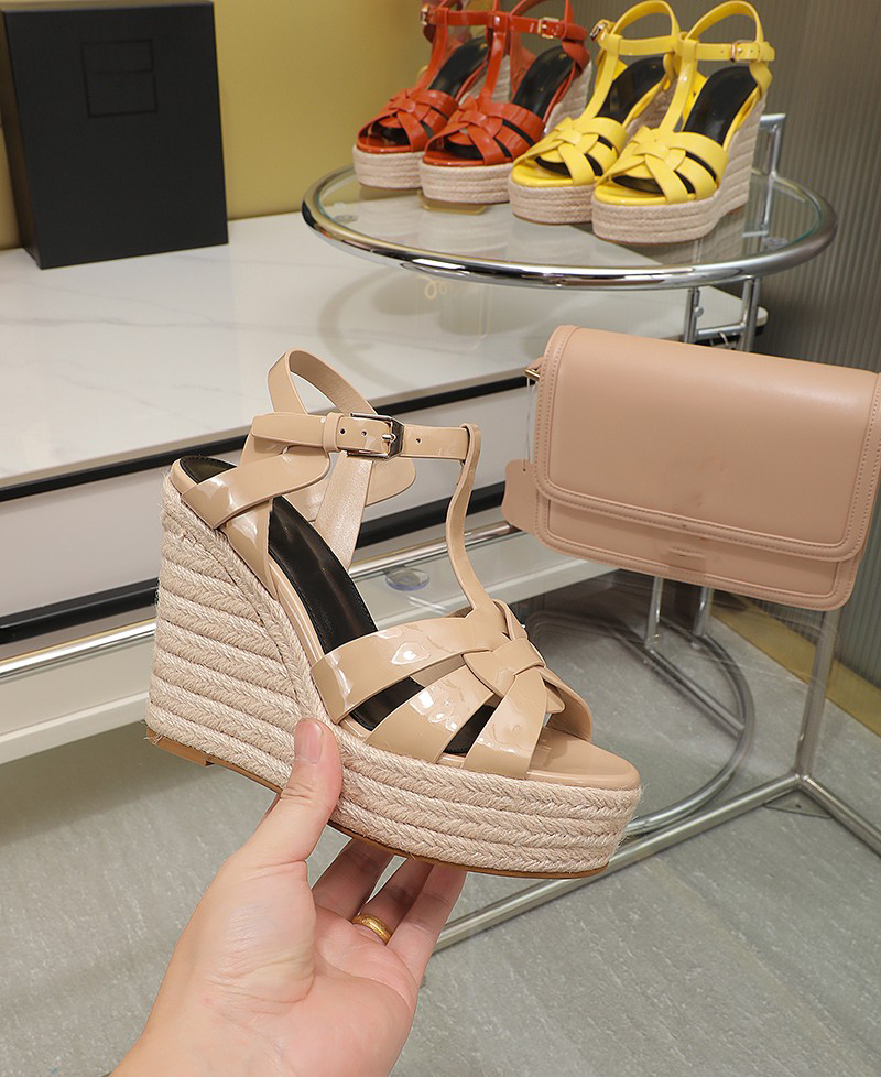 

2023Womens High Heels Sandal Thick Bottom Casual Shoes Ladies Leisure Summer Wedges Sandals Woman Shoes Women Platform Mules sandal