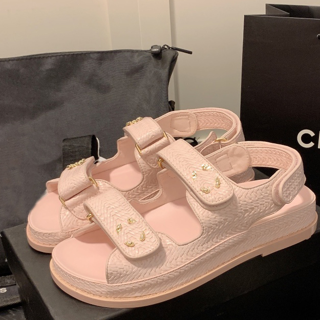 

2023 Summer Womens Sandals Luxury Designer New Fashion Flat Bottom Leather Versatile Outdoor Casual Sports Roman Shoes Size 35-41+BOX, 13