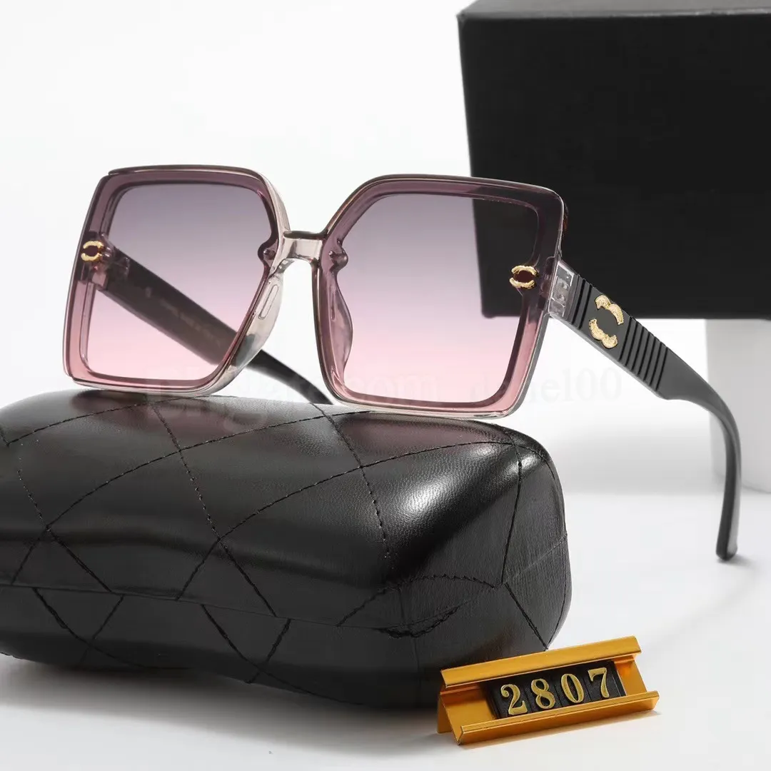

Luxury Designer Sunglasses for Women Sun Glasses Fashion Outdoor Timeless Classic Style Eyewear Retro Unisex Goggles Sport Driving Multiple Style Shades Large Box