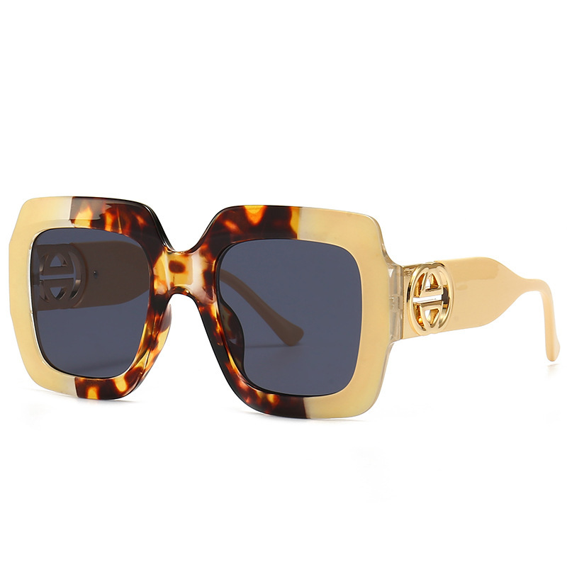 

luxury sunglasses designer sunglasses for women glasses UV protection fashion sunglass letter Casual eyeglasses very good quality