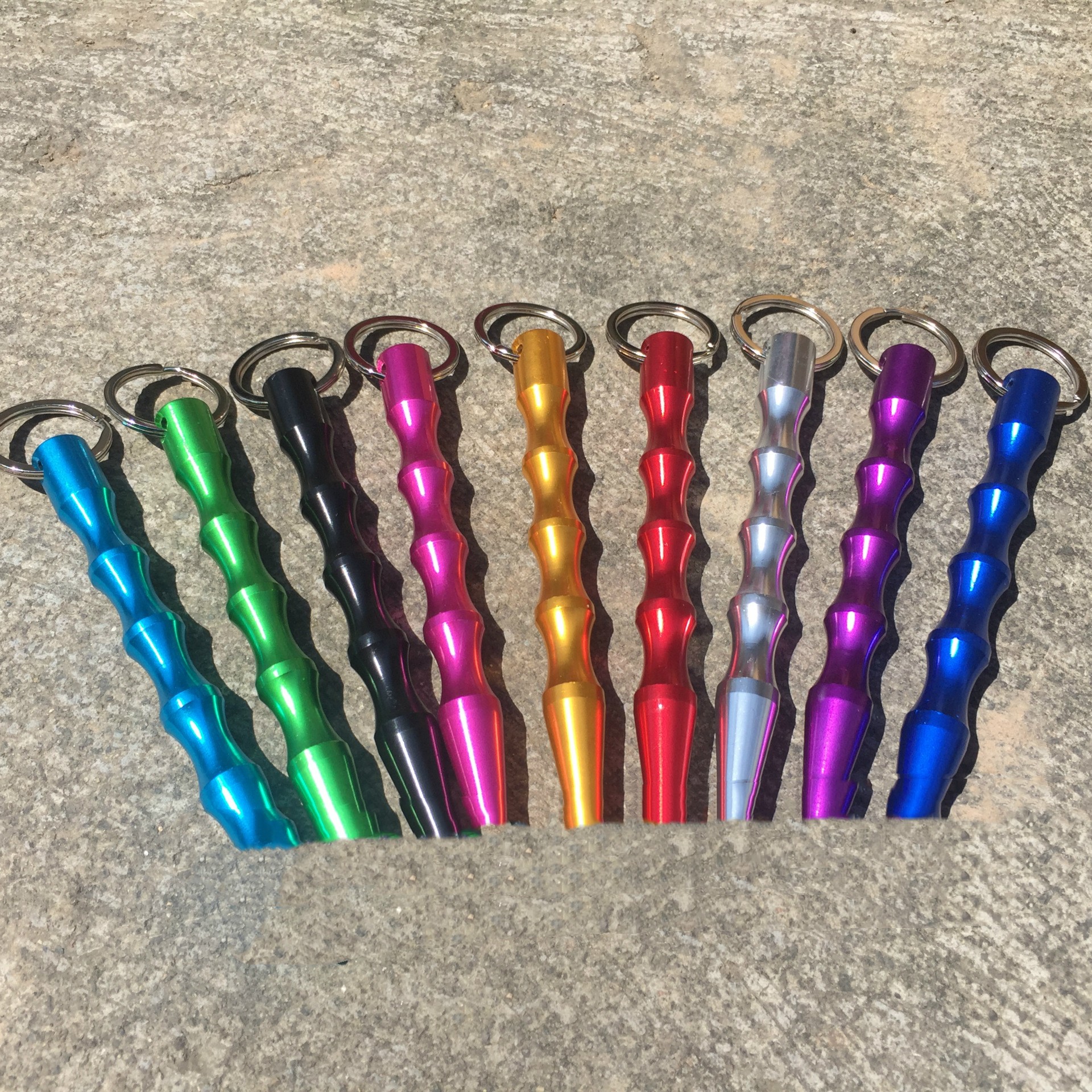 

Multifunction Self Defense Keychain For Womens Mens Bag Alloy Key Holder Charm Hanging pendant Car Key Chains Key Ring 9 colors