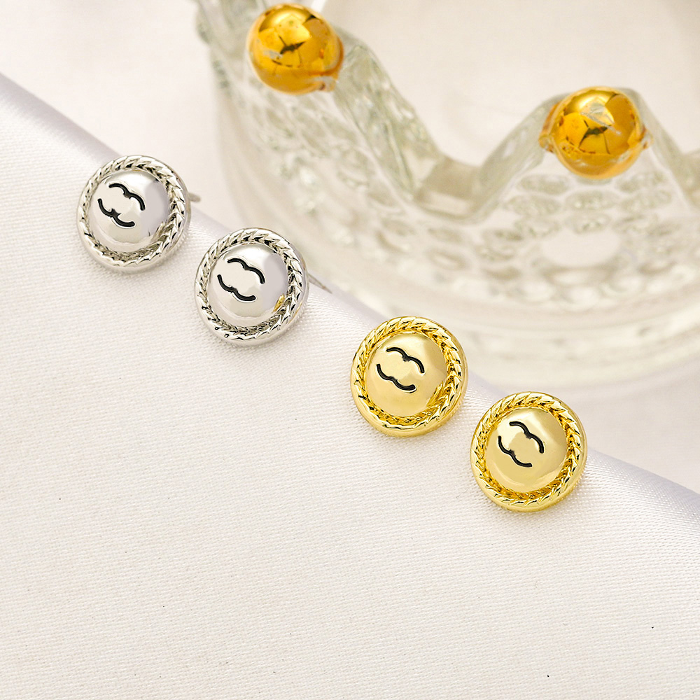 

2023 Designers Double Letter Earrings New Earrings High Quality Logo Stamp Stud Earrings Luxury Love Gift 18K Gold Jewelry wholesale