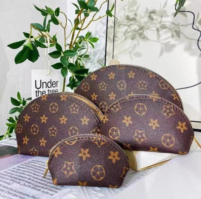 

2023 fashion Women cosmetic bags organizer famous makeup bag travel pouch make up bag ladies cluch purses organizador toiletry bag 4pcs set, With brand logo