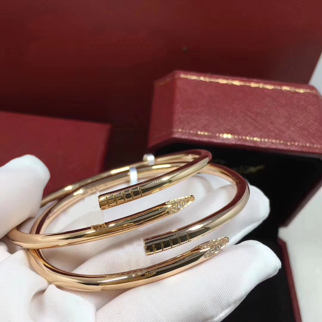 

Classic Designer Nail Bracelet Love Bracelete Man Bracelet for Woman Luxury Bangle 18K Gold Silver Rose gold Black Diamonds Bracelet